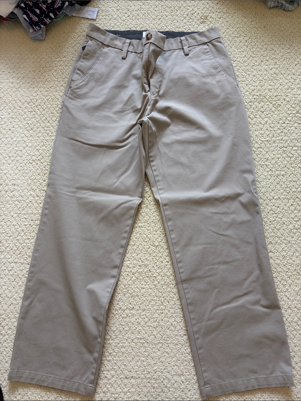Dockers Men's Chinos in Taupe